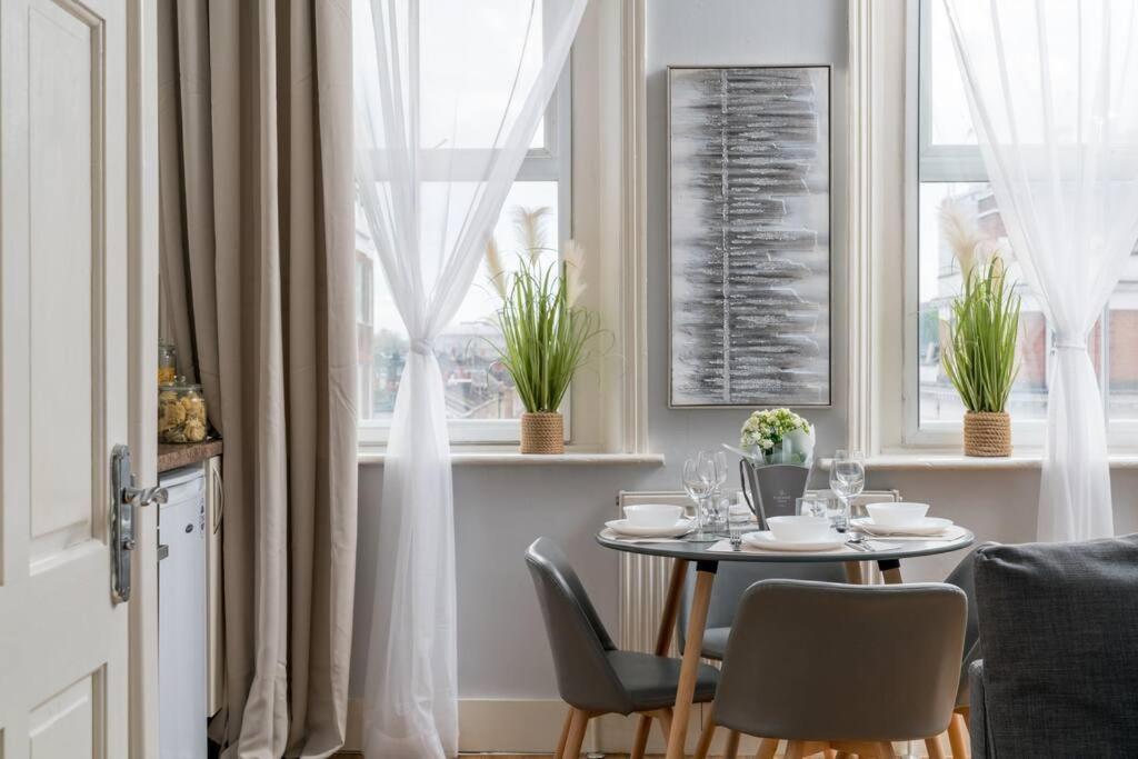 Ferienwohnung Cozy 1 Bed For 4 Paddington London Exterior foto