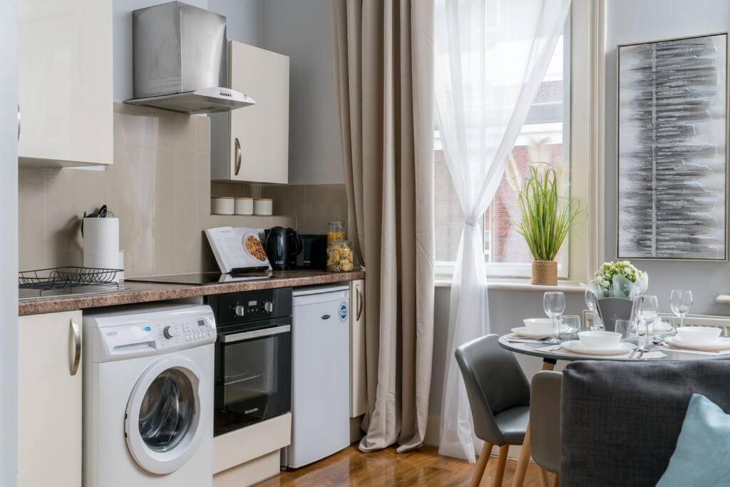 Ferienwohnung Cozy 1 Bed For 4 Paddington London Exterior foto